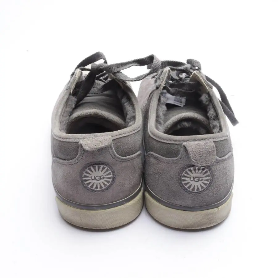 Sneaker EUR 38,5 Grau